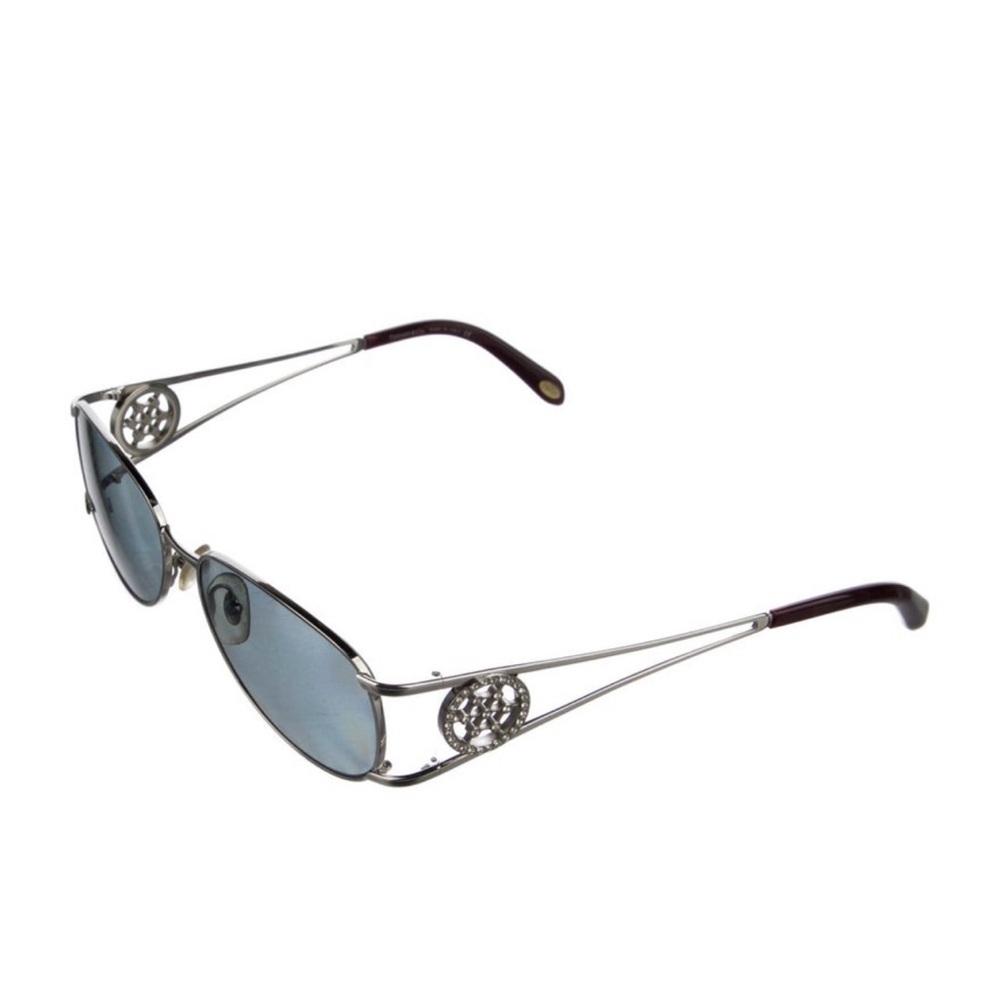 Tiffany & Co, Prescription Silver Round Gradient Sunglasses. OS